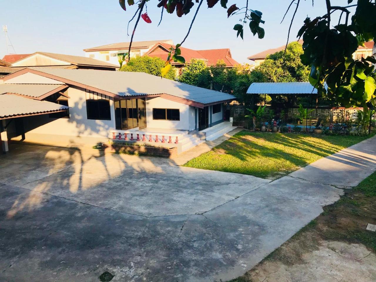 Winter House Chiang Rai Hotel Exterior photo